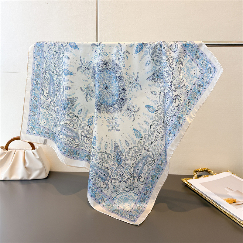 Sciarpa Sottile Vintage in Ras - Women'S Vegan Bags recensione e prezzo